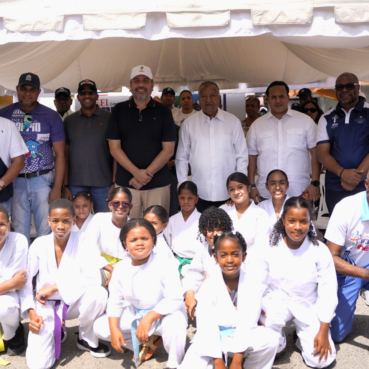 Inefi lleva jornada deportiva y de salud al sector Madre Vieja Norte